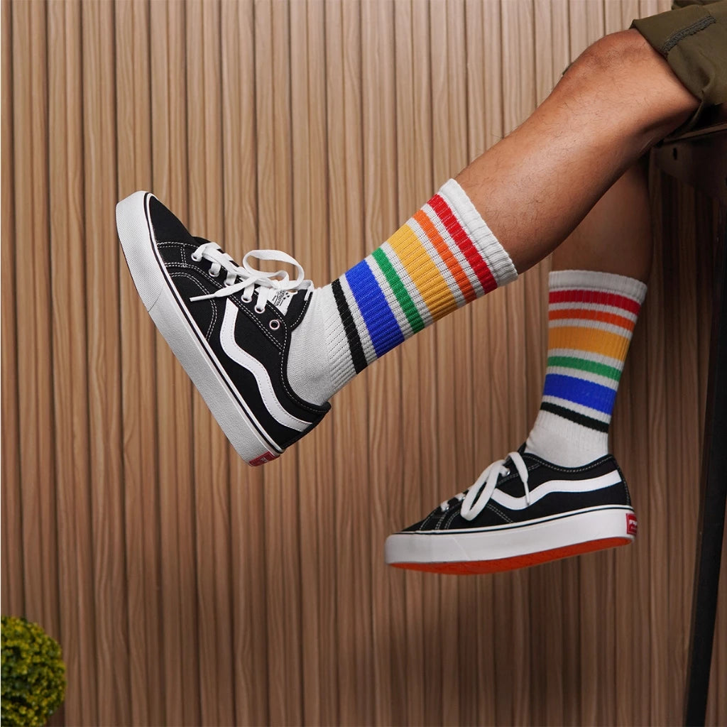 Kaos Kaki Motif Garis 6 Warna