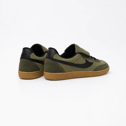 Poni x Ora Olive
