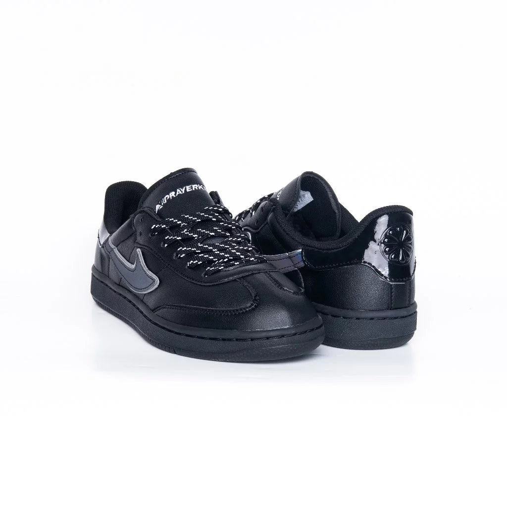 Cheko Black