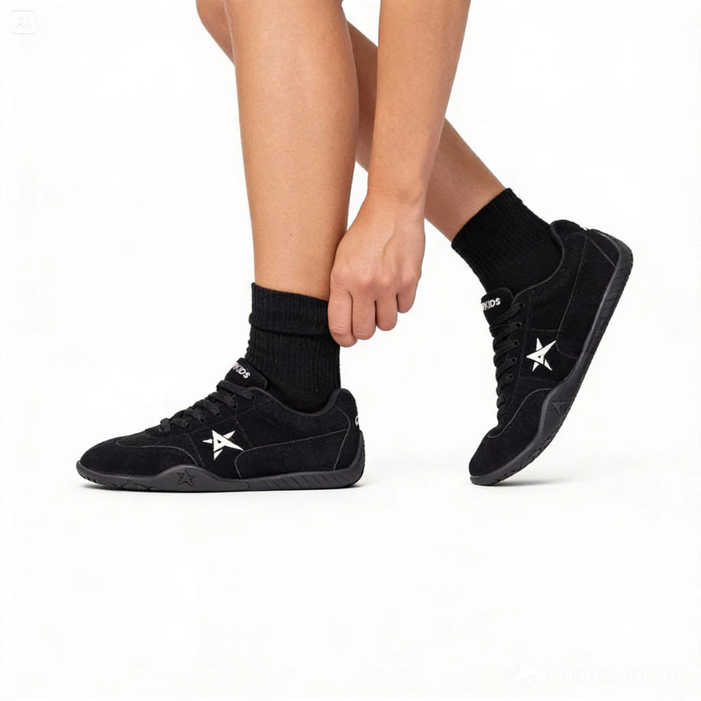 Helau Series Hitam